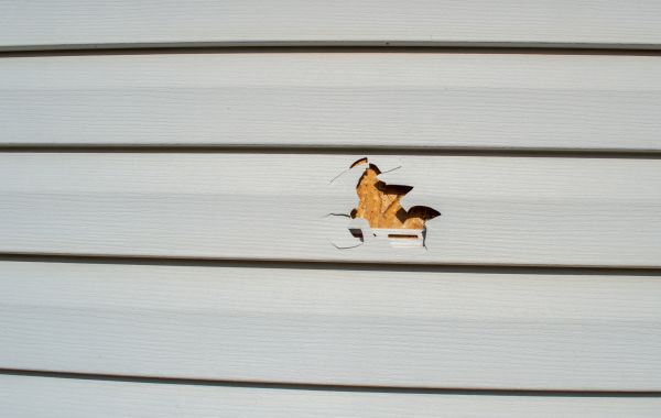 Siding Hole Patching in Lincoln